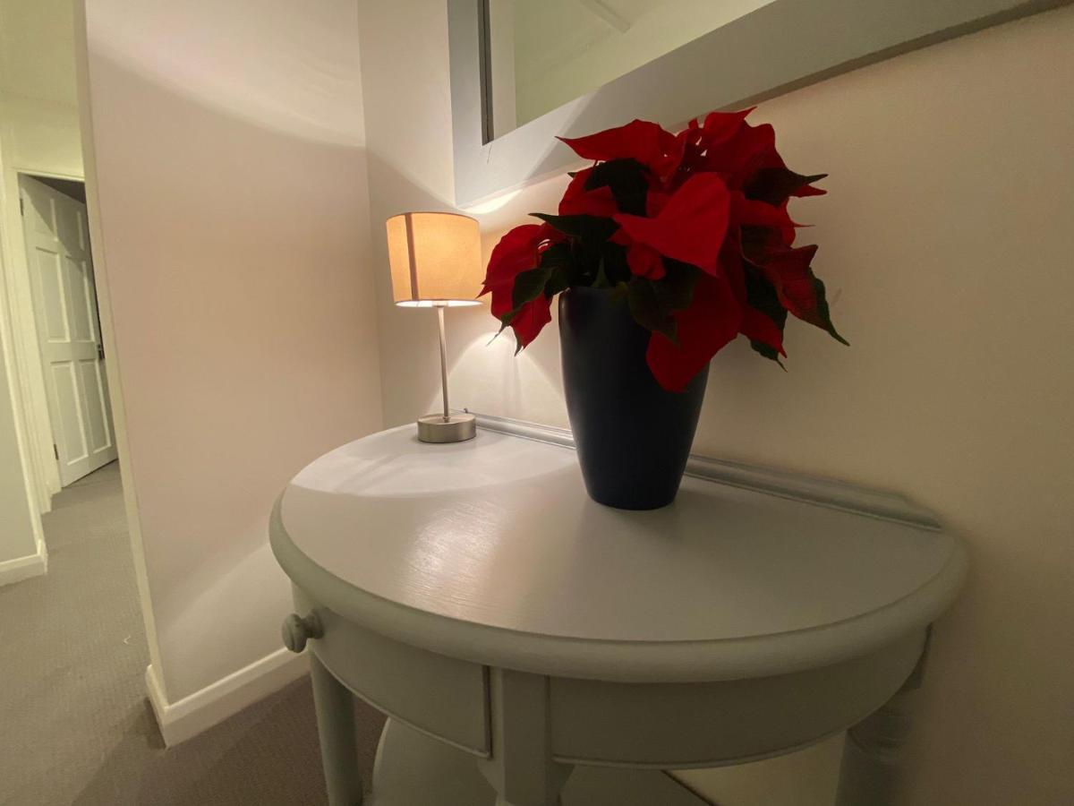 Grosvenor Pad - Lovely 2-Bed Flat - Free On Street Parking Bath Dış mekan fotoğraf