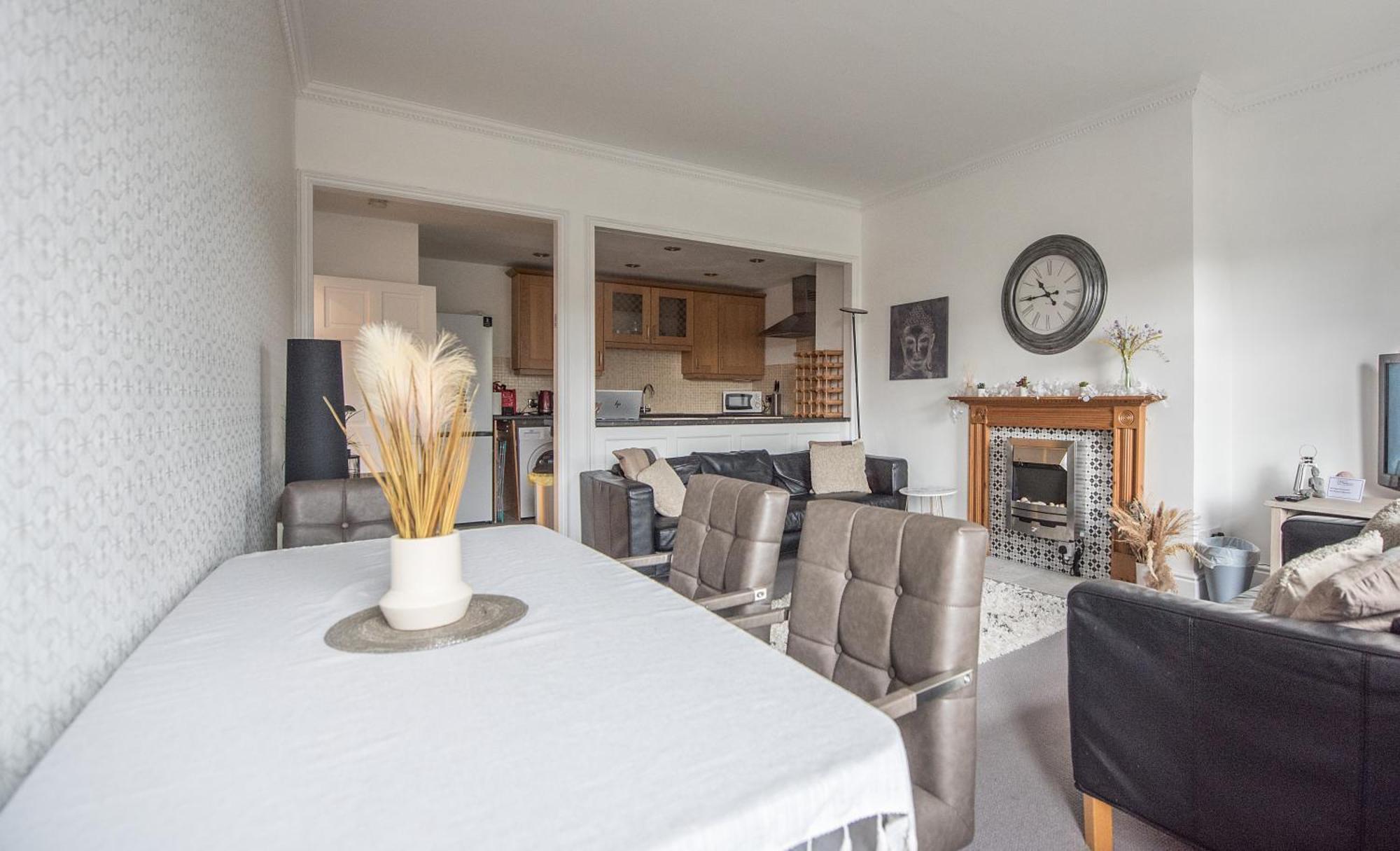 Grosvenor Pad - Lovely 2-Bed Flat - Free On Street Parking Bath Dış mekan fotoğraf