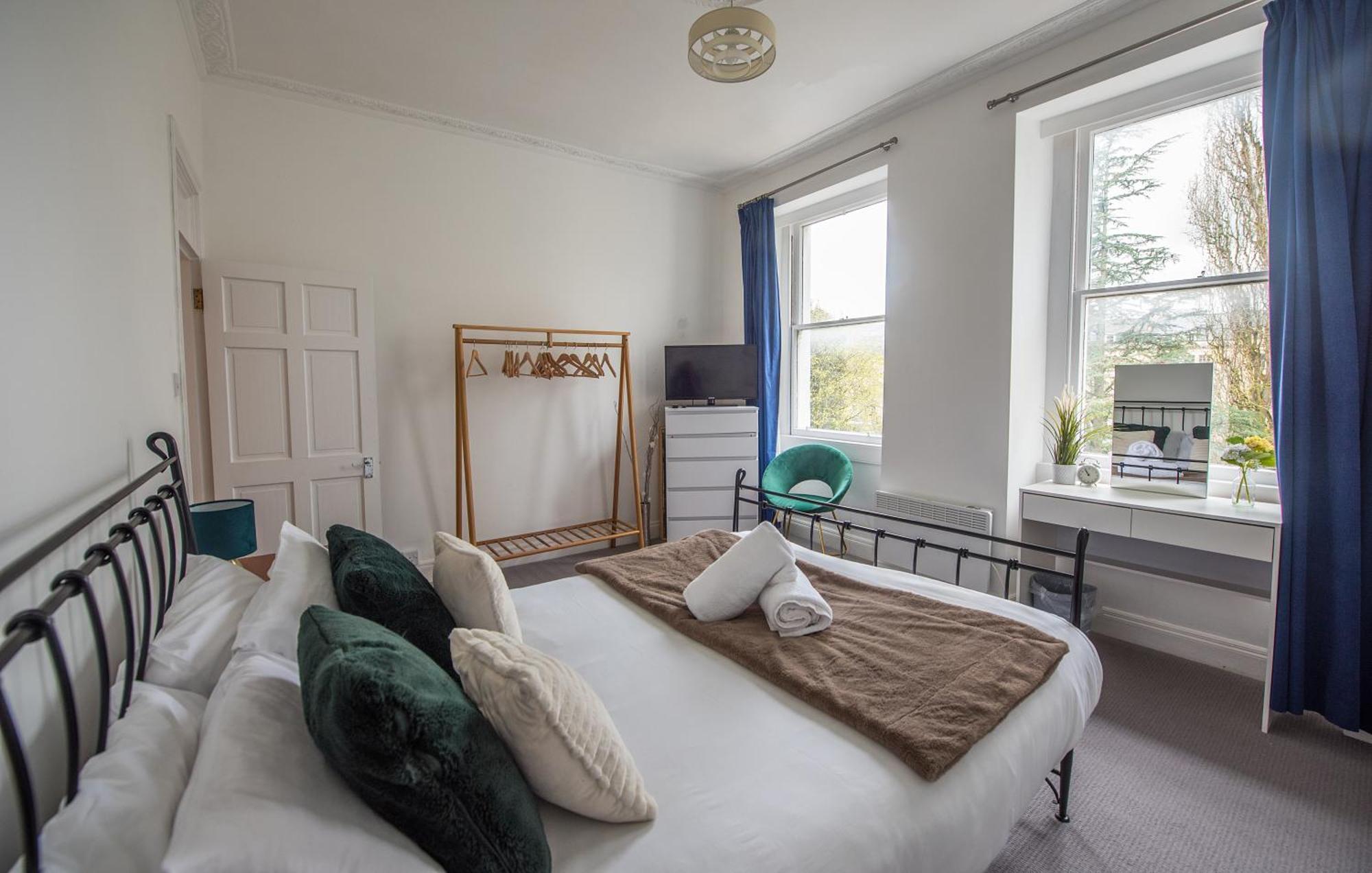 Grosvenor Pad - Lovely 2-Bed Flat - Free On Street Parking Bath Dış mekan fotoğraf