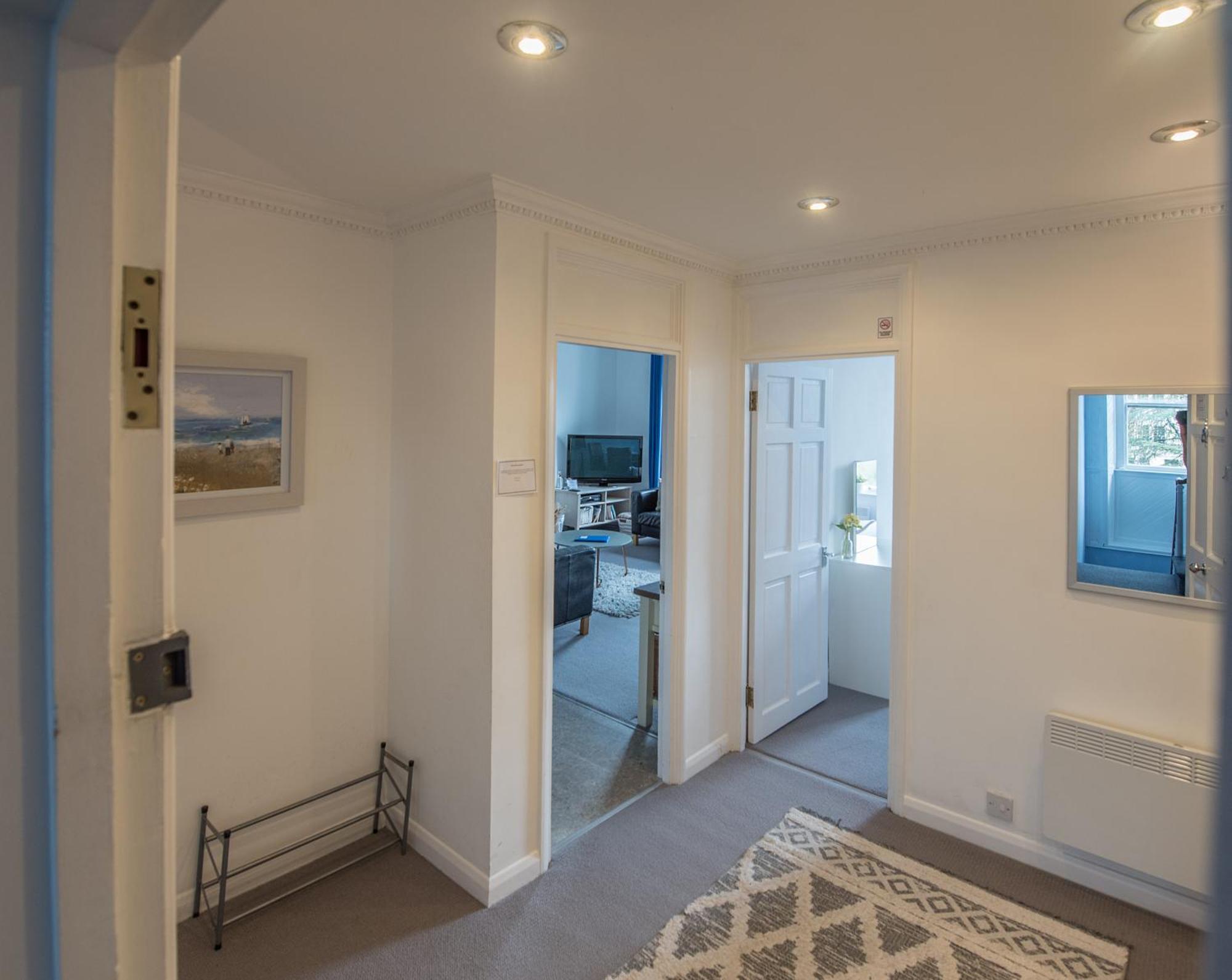 Grosvenor Pad - Lovely 2-Bed Flat - Free On Street Parking Bath Dış mekan fotoğraf