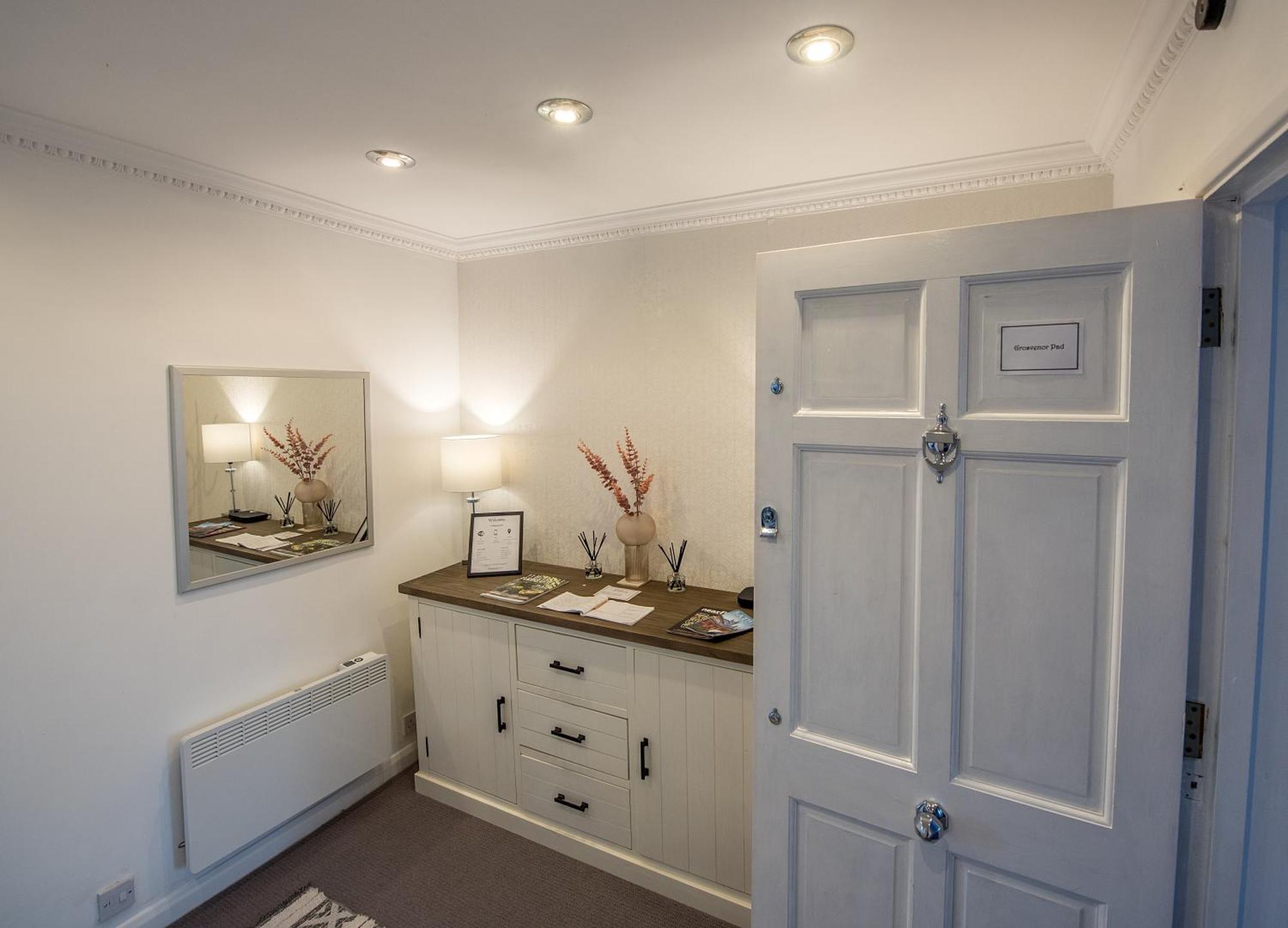 Grosvenor Pad - Lovely 2-Bed Flat - Free On Street Parking Bath Dış mekan fotoğraf